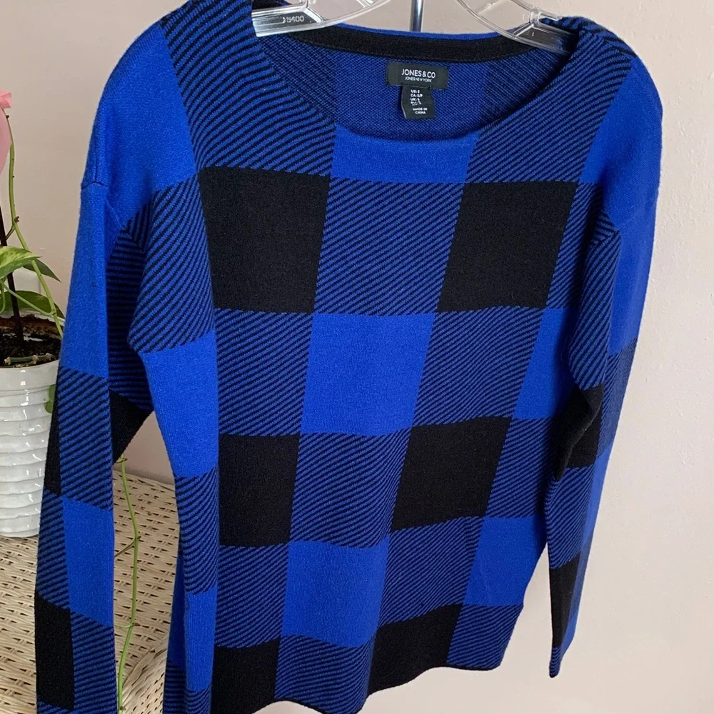 Jones New York Blue and Black Checkered Sweater - Picture 2 of 4
